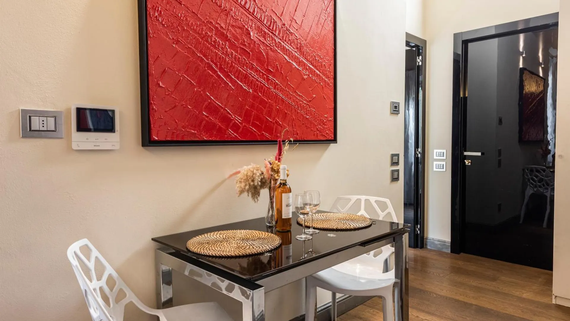 Apartment Cosy Suites In Glamorous Santo Spirito Plus Florence