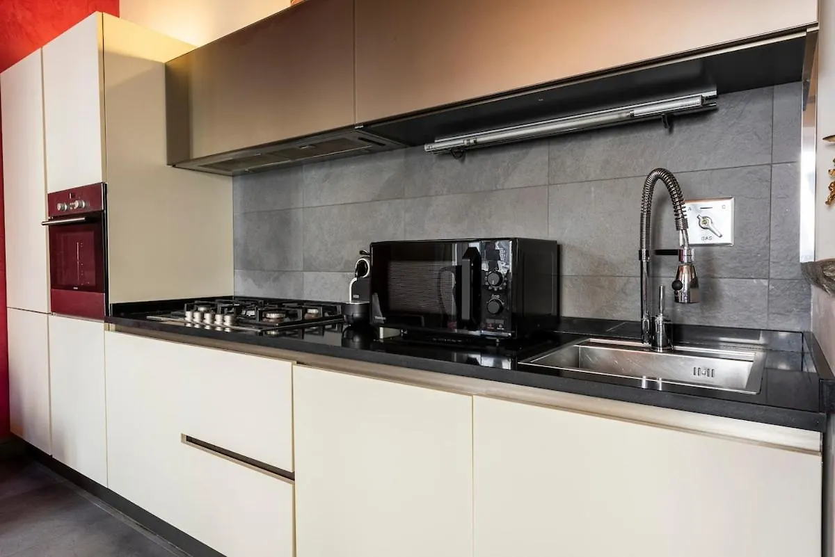 Cosy Suites In Glamorous Santo Spirito Plus Florence Apartment
