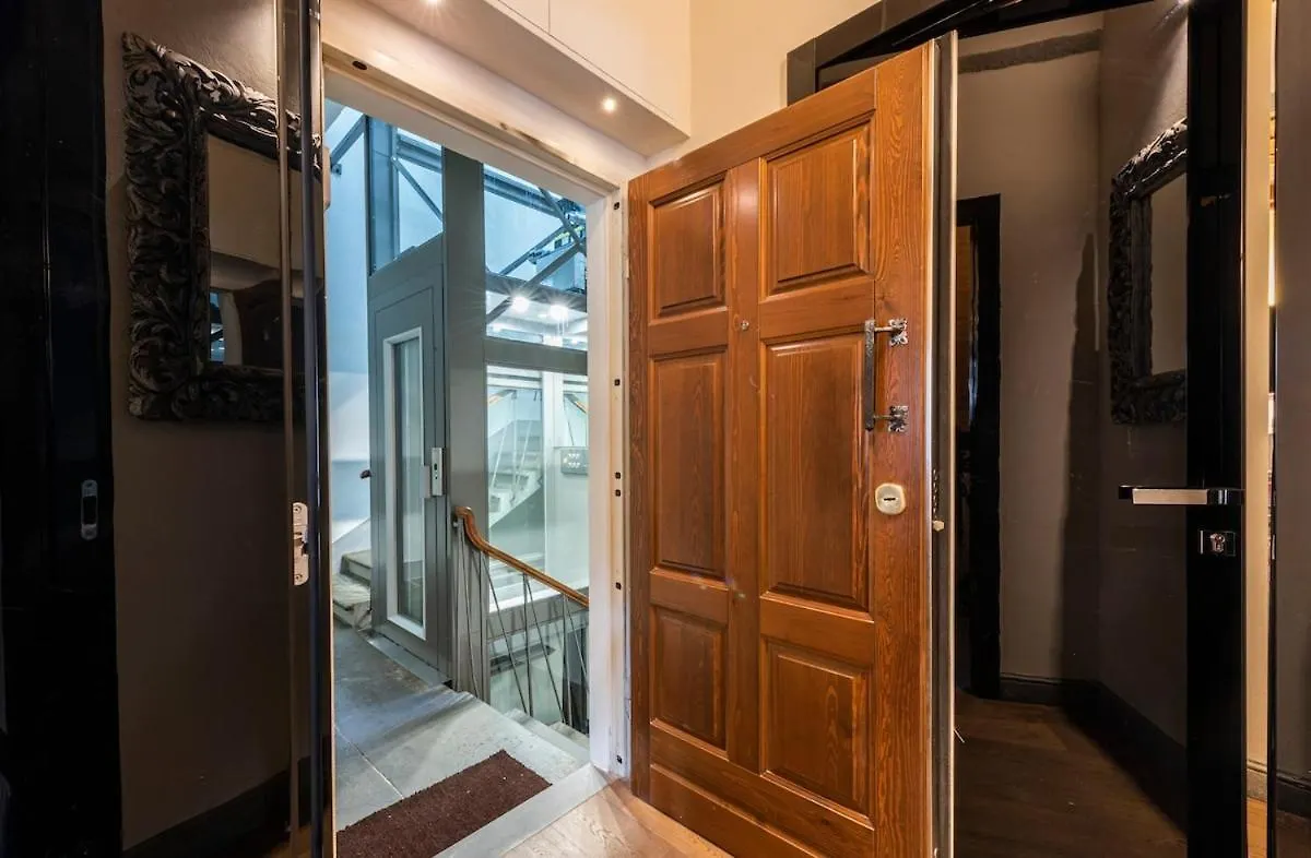 Apartment Cosy Suites In Glamorous Santo Spirito Plus Florence