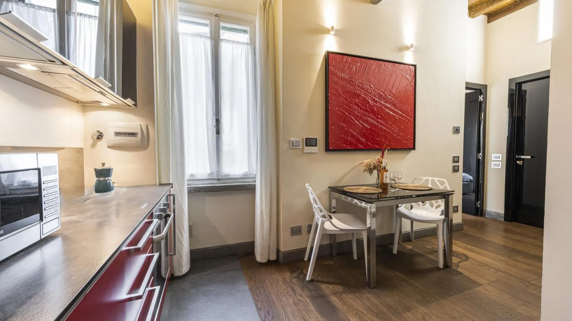 Cosy Suites In Glamorous Santo Spirito Plus Florencie